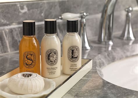 luxury hotel amenities guest toiletries